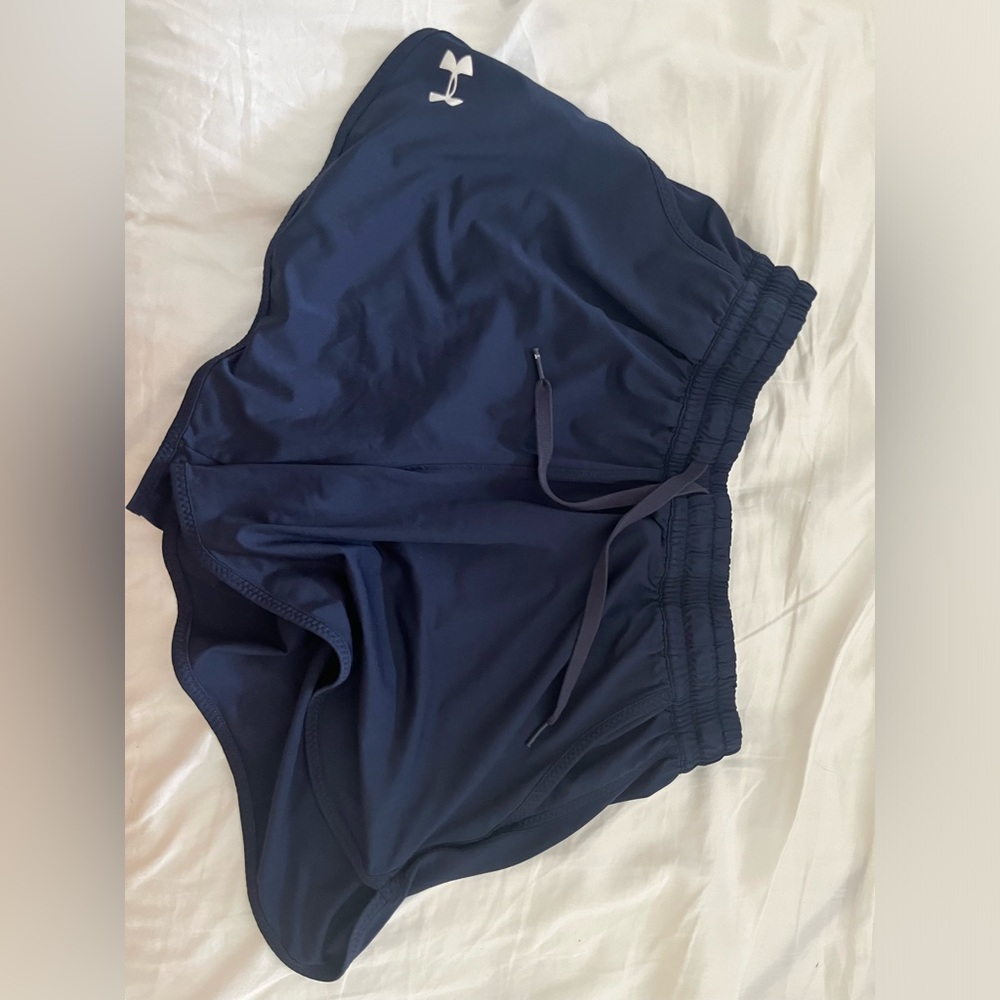 Under armour shorts, medium, short fit, good condition
